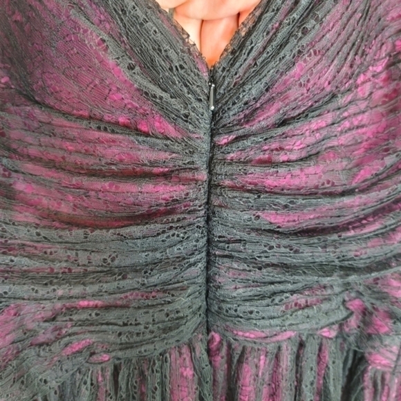 CARMEN MARC VALVO 100% SILK LACE OVERLAY FIT & FLARE DRESS, SZ 12 - Picture 12 of 16